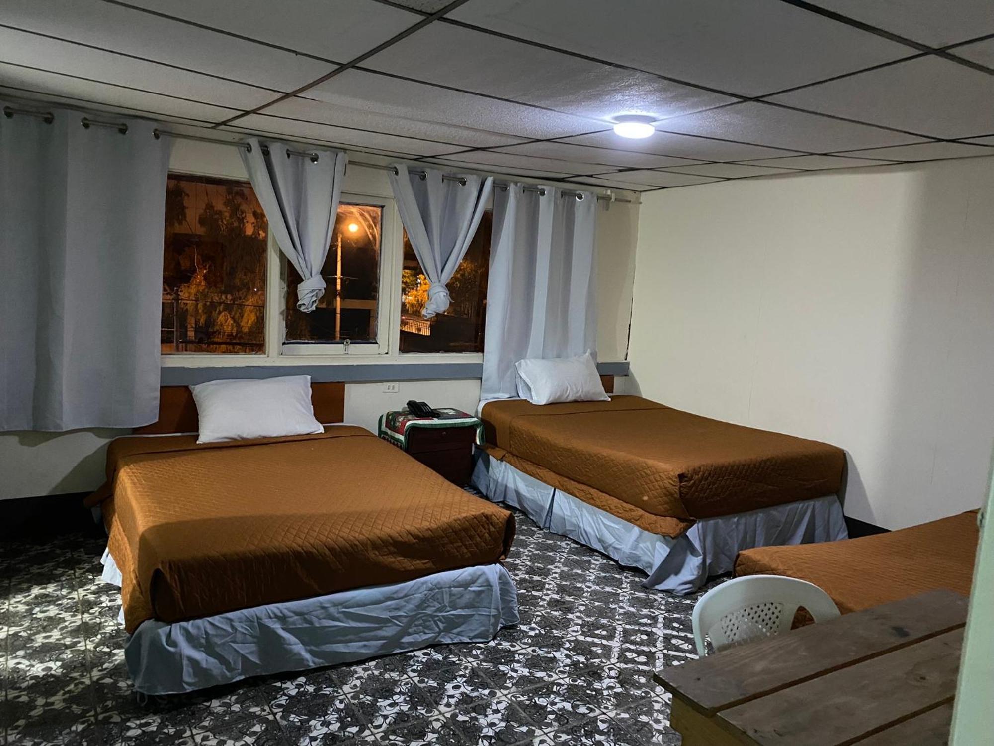 Hotel Mayesstic Guatemala City Bagian luar foto